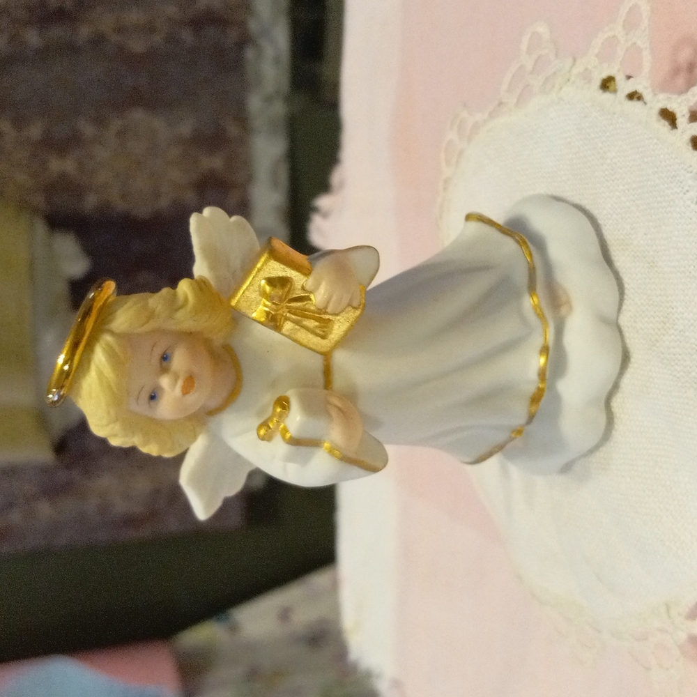 Generous Georgette Georgette Branson collectible Angel figurine